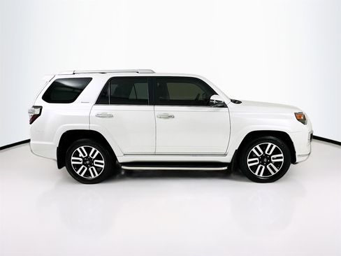 Used 2024 Toyota 4Runner Limited image 9