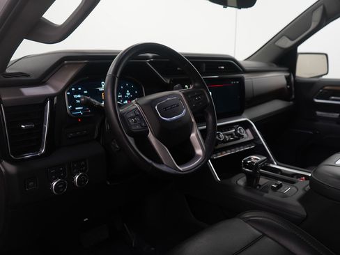 Used 2022 GMC Sierra 1500 Denali w/ Denali Reserve Package image 16