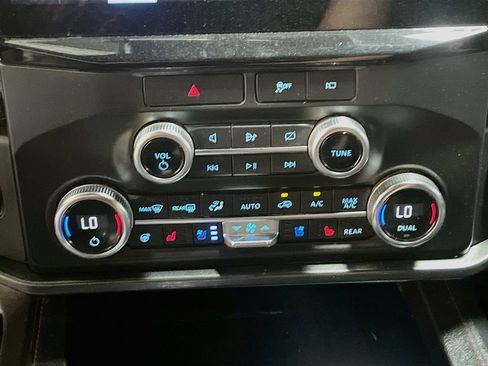 Used 2022 Ford Expedition Max Limited AWD/4WD image 16