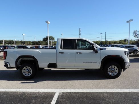 New 2026 GMC Sierra 3500 Pro w/ Convenience Package image 4