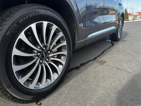 Certified 2023 Lincoln Aviator Reserve w/ Equipment Group 201A image 12