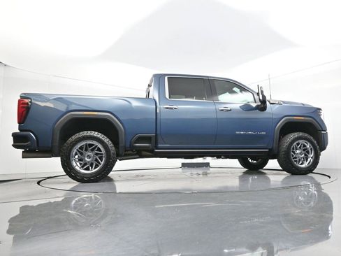 Used 2024 GMC Sierra 2500 Denali w/ Denali Reserve Package AWD/4WD image 46