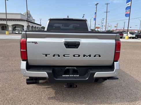 Used 2024 Toyota Tacoma PreRunner w/ TRD Prerunner Upgrade Package RWD image 16