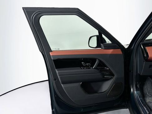 New 2026 Land Rover Range Rover Sport SV AWD/4WD image 11