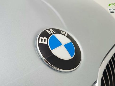 Used 2006 BMW M5 image 16