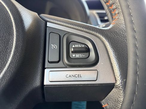 Used 2017 Subaru Crosstrek 2.0i Premium AWD/4WD image 30