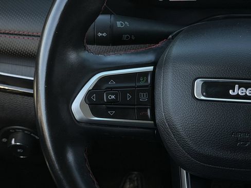 Used 2022 Jeep Compass Trailhawk w/ Trailhawk Elite Group AWD/4WD image 17