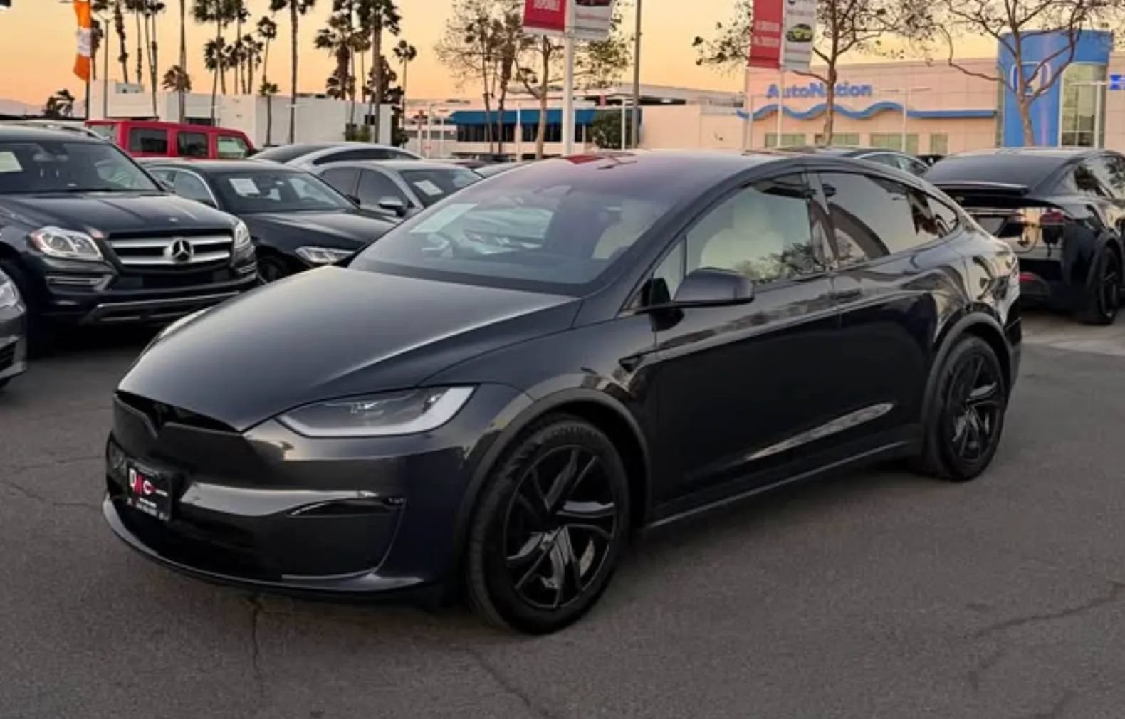Used 2026 Tesla Model X AWD/4WD image 3