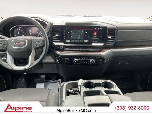 Used 2024 GMC Sierra 2500 SLE AWD/4WD image 10