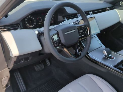 New 2026 Land Rover Range Rover Evoque S image 2