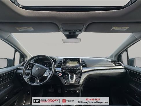 Used 2023 Honda Odyssey Touring image 10