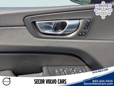 Certified 2024 Volvo XC60 B5 Plus w/ Protection Package Premier AWD/4WD image 12