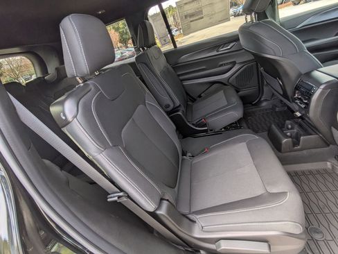 New 2026 Jeep Grand Cherokee L Laredo X image 27