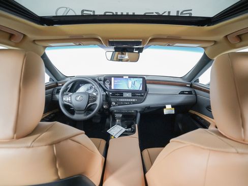 New 2025 Lexus ES 350 w/ Premium Package image 13