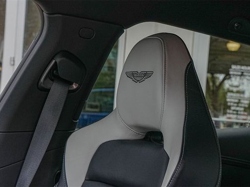 Used 2023 Aston Martin DBX 707 image 21