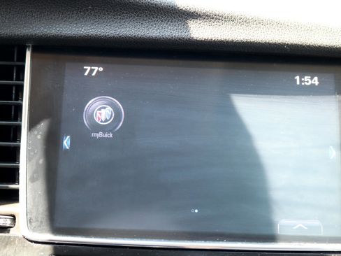 Used 2018 Buick Encore Preferred image 26