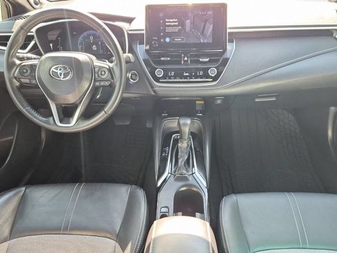 Used 2025 Toyota Corolla XSE FWD image 13