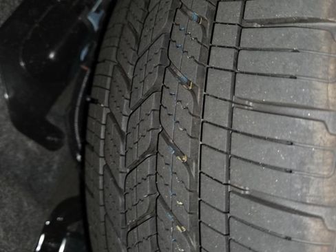 Used 2026 Nissan Rogue Dark Armor FWD image 9