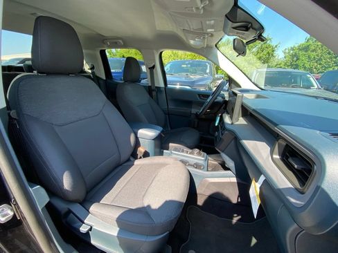 Used 2025 Ford Maverick XL w/ Equipment Group 101A AWD/4WD image 38
