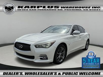 Used 2017 INFINITI Q50 Signature Edition w/ All Weather Package (L93)