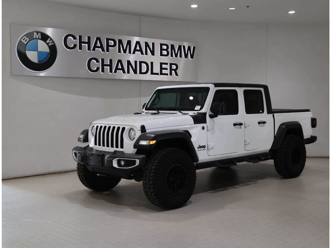 Used 2023 Jeep Gladiator Sport AWD/4WD image 1