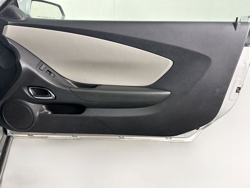 Used 2015 Chevrolet Camaro LS RWD image 29