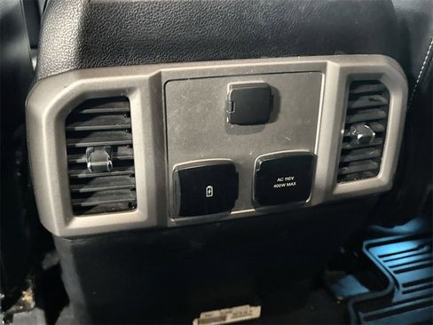 Used 2021 Ford F250 Lariat image 28