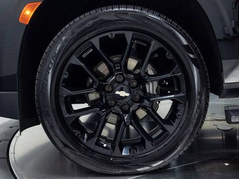 Used 2023 Chevrolet Tahoe High Country AWD/4WD image 27
