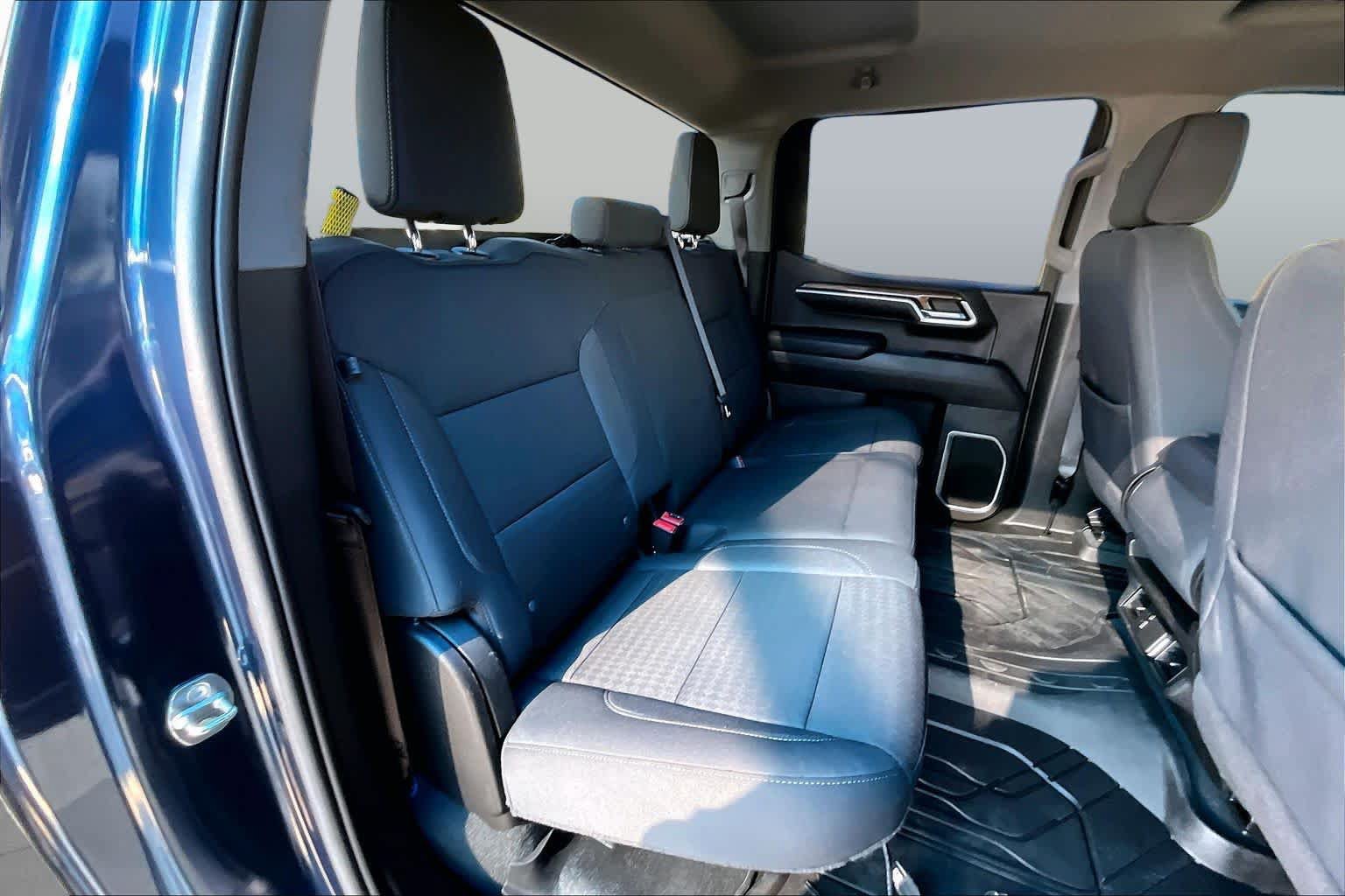 Used 2022 Chevrolet Silverado 1500 RST RWD image 19