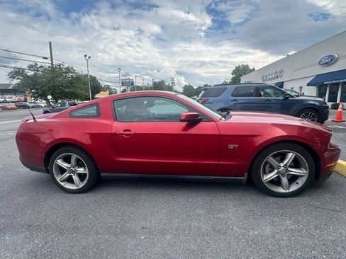 Used 2010 Ford Mustang GT Premium RWD image 1