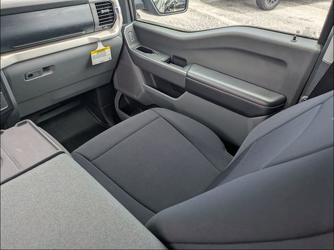 Used 2021 Ford F150 XLT AWD/4WD image 17