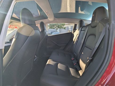Used 2019 Tesla Model 3 Long Range image 12