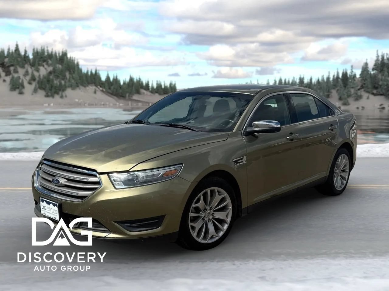 Used 2013 Ford Taurus Limited FWD image 1
