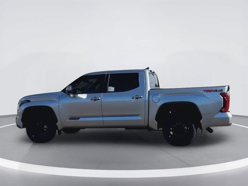Used 2026 Toyota Tundra Platinum w/ TRD Off-Road Package AWD/4WD image 5