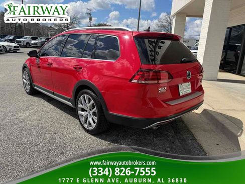 Used 2019 Volkswagen Golf Alltrack SEL AWD/4WD image 4