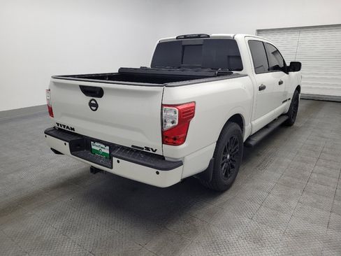 Used 2019 Nissan Titan SV w/ SV Convenience Package image 9