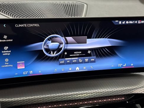 New 2026 BMW 430i Coupe w/ Parking Assistance Package image 26