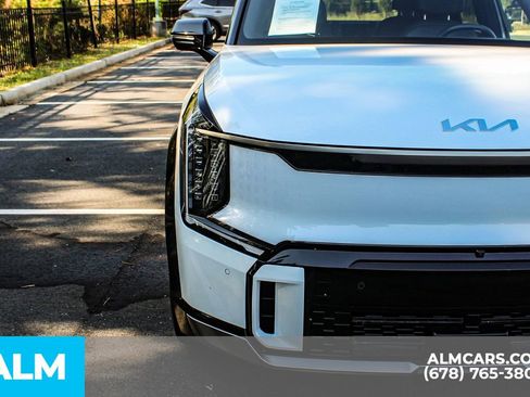 Used 2024 Kia EV9 GT-Line image 12