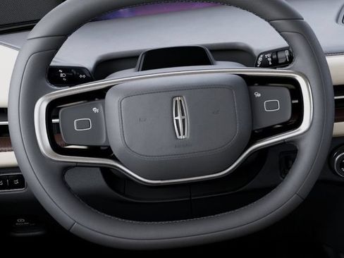 New 2027 Lincoln Navigator Premiere AWD/4WD image 35