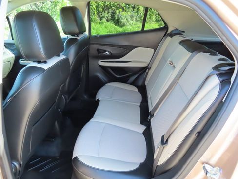 Used 2018 Buick Encore Preferred FWD image 24