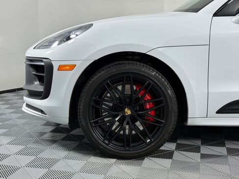 Used 2023 Porsche Macan GTS image 12