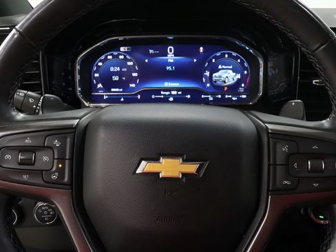 Used 2024 Chevrolet Silverado 1500 High Country w/ High Country Premium Package AWD/4WD image 14