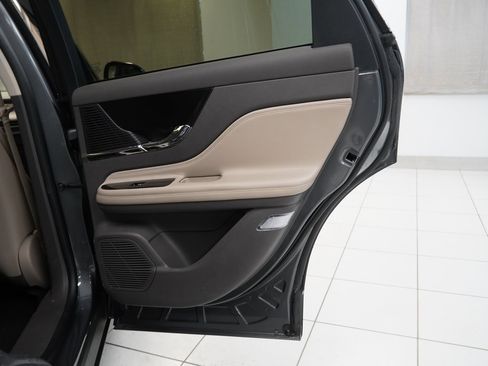 Used 2022 Lincoln Corsair AWD w/ Equipment Group 101A image 23