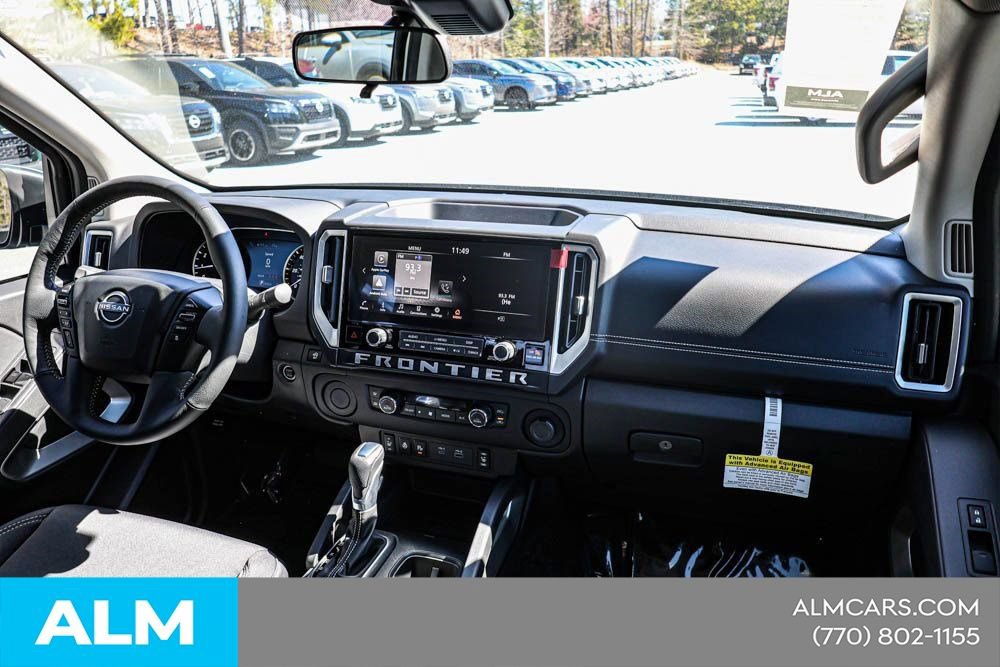 Certified 2025 Nissan Frontier SV w/ SV Convenience Package RWD image 27