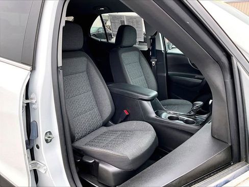 Used 2023 Chevrolet Equinox LT image 11