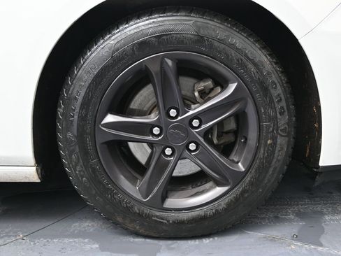 Used 2019 Chevrolet Malibu LS image 13