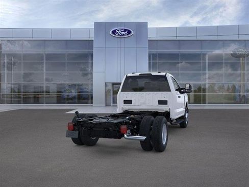 New 2026 Ford F350 XL w/ XL Chrome Package image 9
