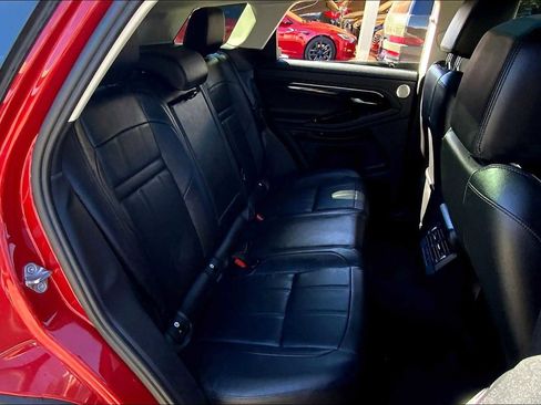 Used 2023 Land Rover Range Rover Evoque HST image 19