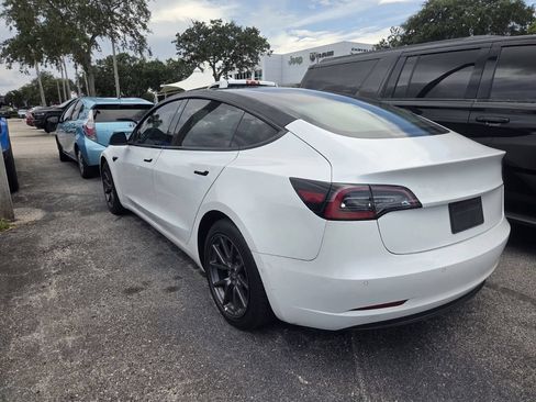 Used 2020 Tesla Model 3 Standard Range Plus RWD image 4