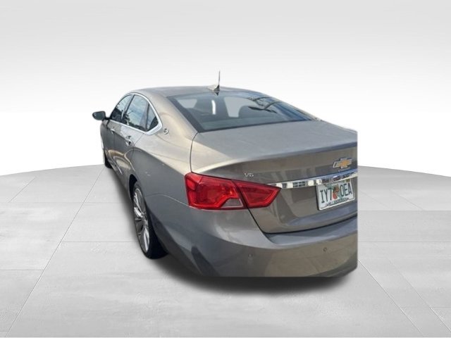 Used 2017 Chevrolet Impala Premier w/ Enhanced Convenience Package FWD image 2